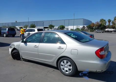 2004 Toyota Camry Le из США, поврежденный, VIN 4T1BE32K94U854117